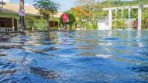 Outdoor pool, pool loungers