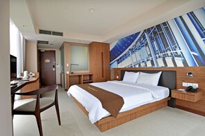 Marvelous City View | In-room safe, desk, free WiFi
