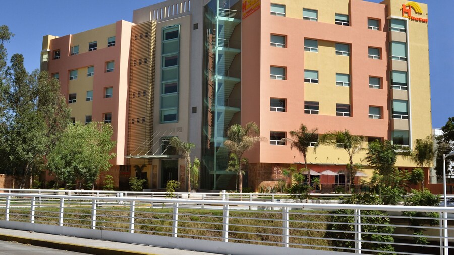 Hostalia Hotel Expo & Business Class