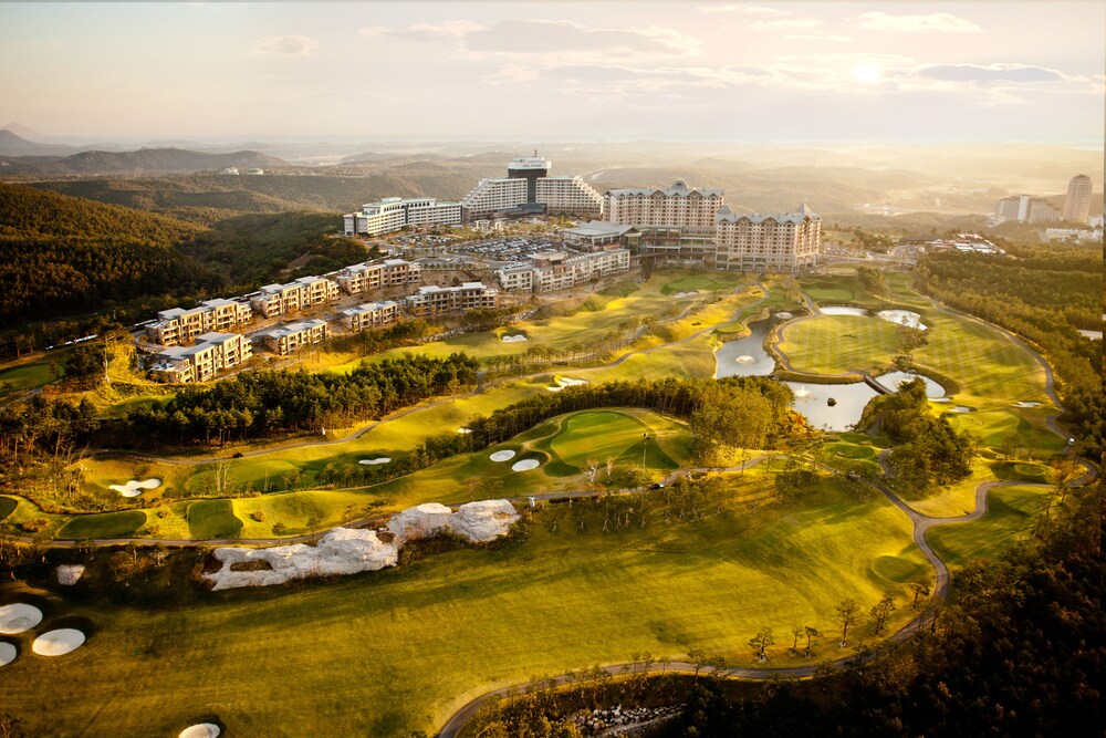 Daemyung Resort Del Pino Golf & Resort in Goseong, South Korea