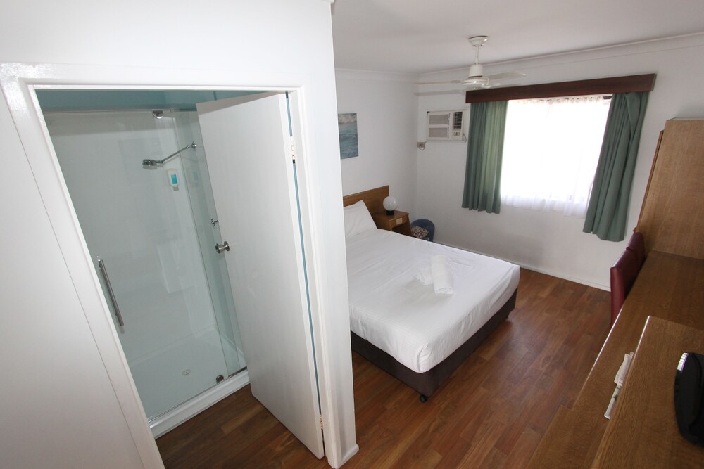 Toreador Motel