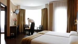 Minibar, in-room safe, desk, blackout curtains