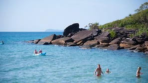 Am Strand, Sporttauchen, Schnorcheln, Kajakfahren