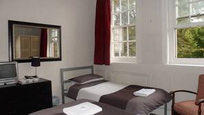 Free cots/infant beds, free WiFi