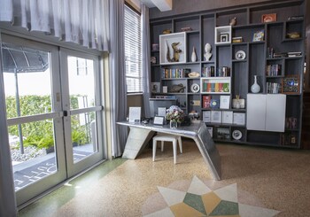 Download 1 zimmer wohnung in miami beach Desktop Wallpaper Free 1 Zimmer Wohnung In Miami Beach