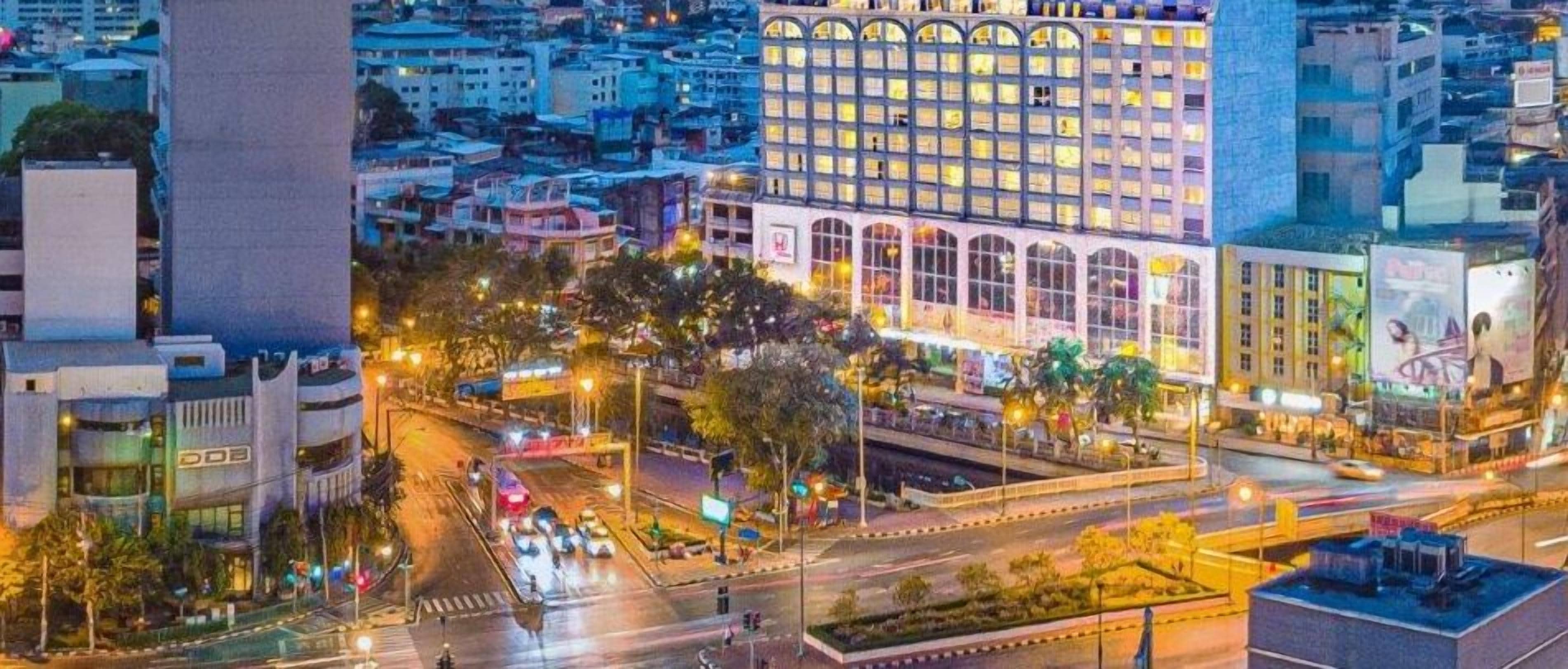 マンダリン ホテル マネージド バイ センター ポイント シャ エクストラ プラス 口コミ 部屋写真 料金 お得情報 エクスペディア