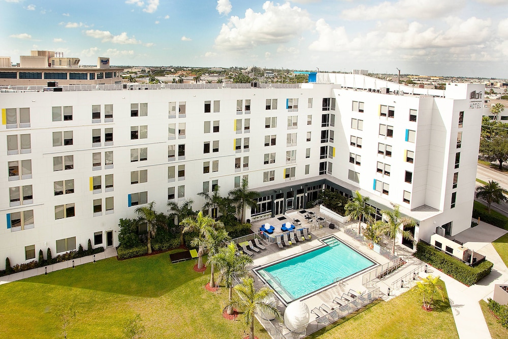 Aloft Miami Doral Miami Usa Best Price Guarantee Lastminute Com Au