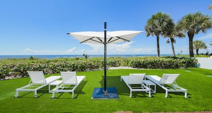 Casey Key Resorts - Beachfront