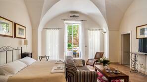 Minibar, una cassaforte in camera, con stile personalizzato