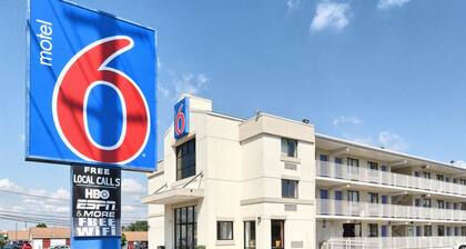 Motel 6 Maple Shade Township, NJ - Philadelphia - Mt Laurel