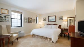 Premium bedding, in-room safe, desk, iron/ironing board