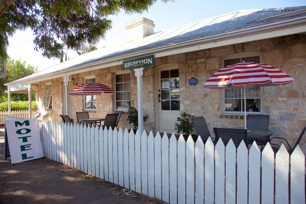 Guichen Bay Motel