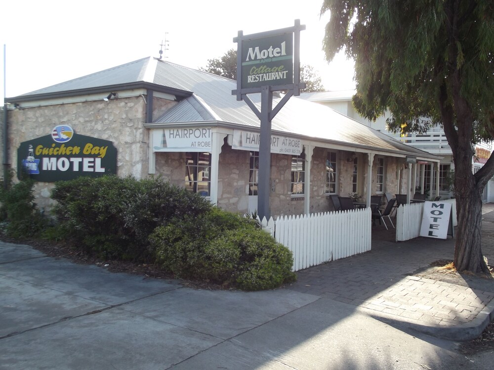 Guichen Bay Motel