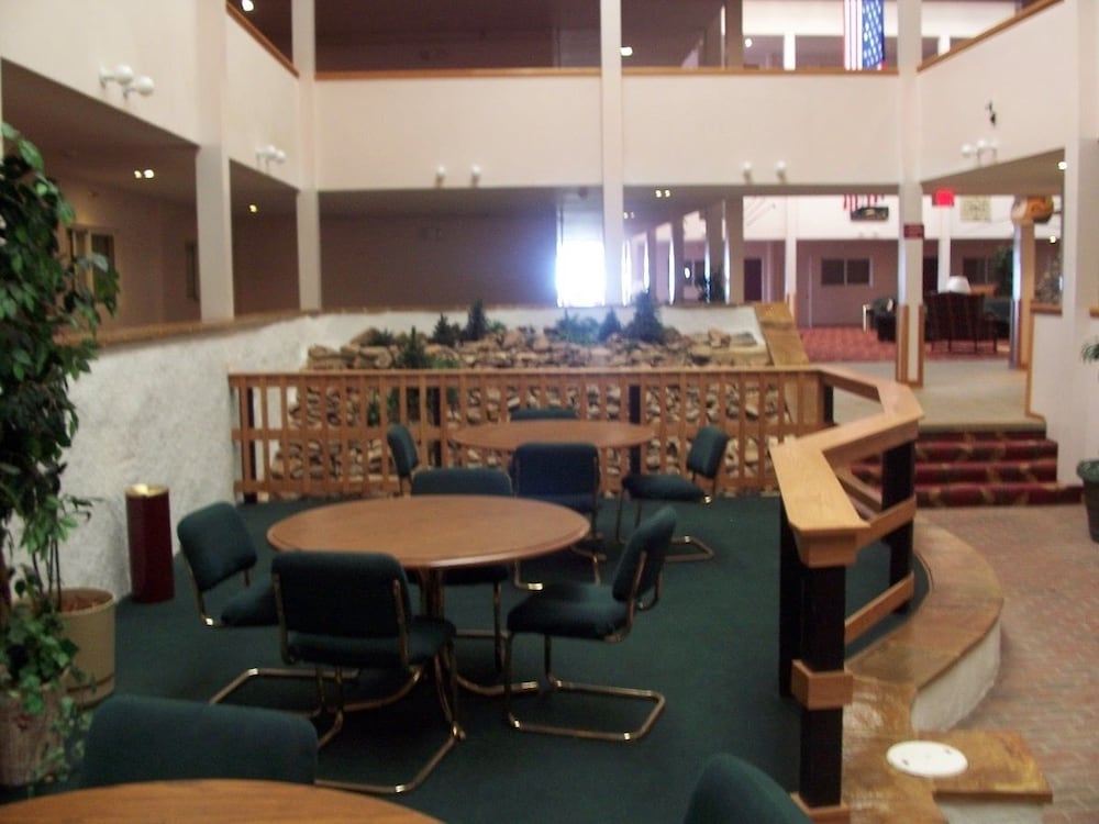 Mountain Lodge, Snowshoe Room Prices & Reviews Travelocity