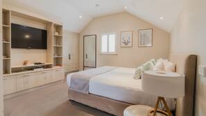 Iron/ironing board, cots/infant beds, free WiFi