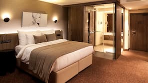 Premium bedding, memory foam beds, minibar, in-room safe