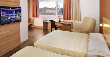 Gartenhotel Gabriel In Vienna Austria Expedia