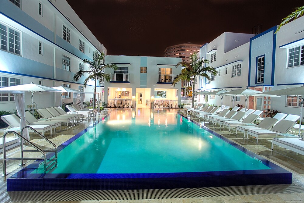 Outdoor pool, Pestana South Beach Art Deco Miami