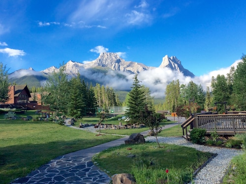 Best Cabins In Banff National Park For 2020 Find Cheap 64 Cabins