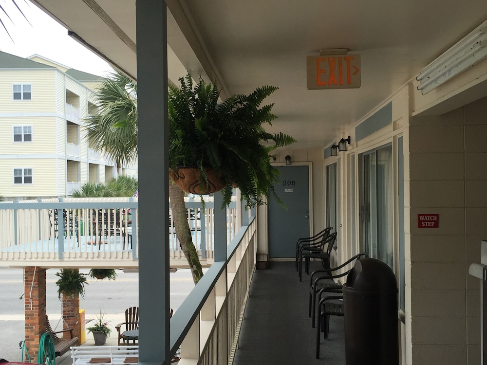 High Tide Motel In Myrtle Beach Sc Expedia