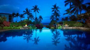 Outdoor pool, pool umbrellas, sun loungers