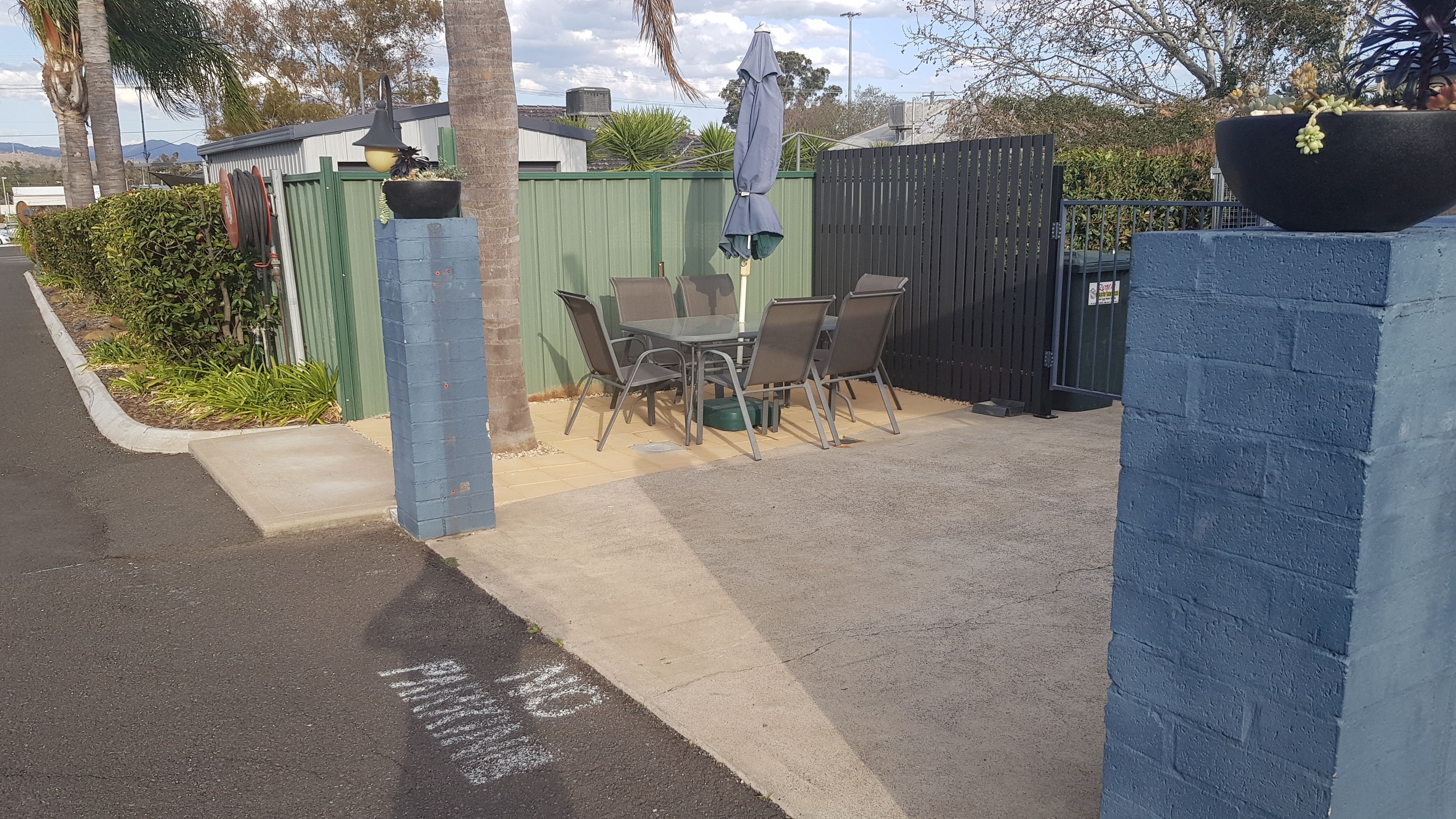 Edward Parry Motel & Apartments