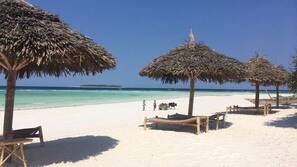 Plage privée à proximité, sable blanc, navette gratuite vers la plage