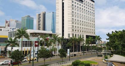Seda Bonifacio Global City