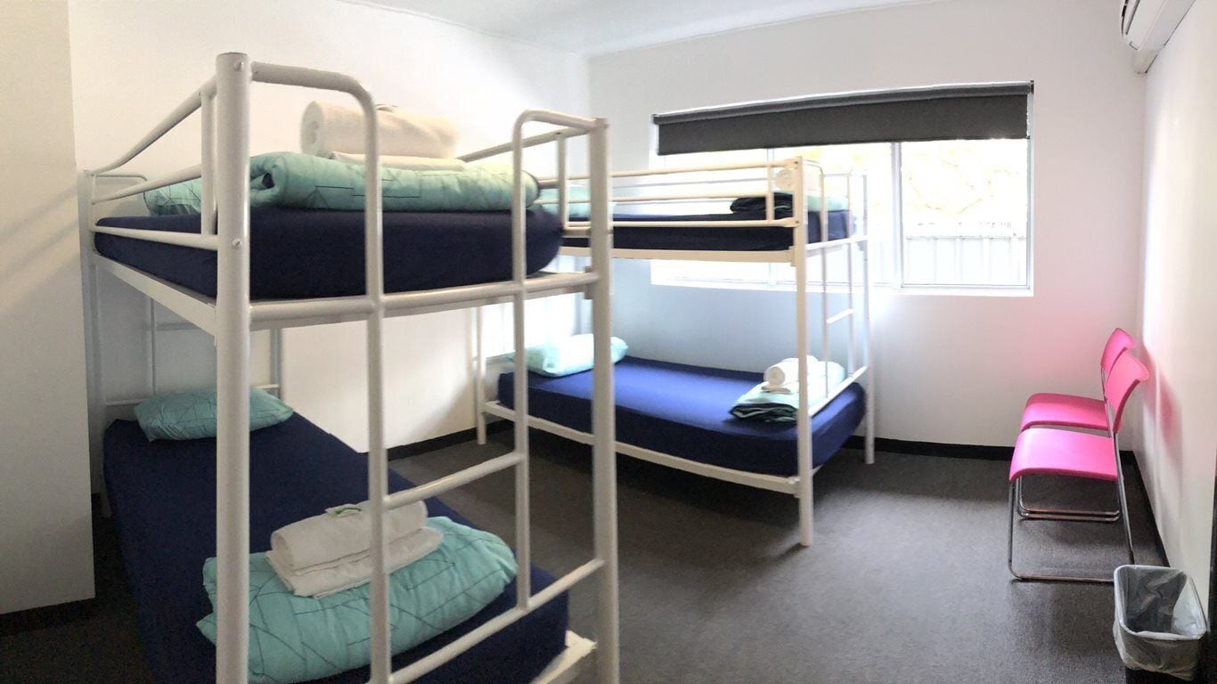 Base Backpackers Brisbane Uptown - Hostel