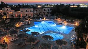 Piscina stagionale all'aperto