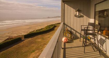 Nye Beach Condos & Cottages