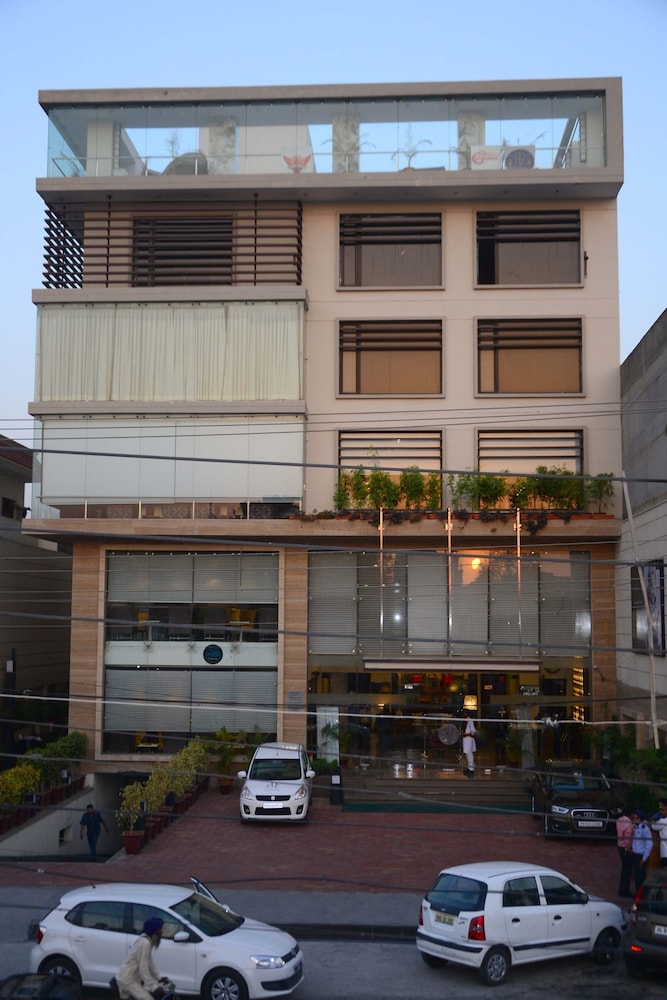 Avaas Lifestyle Hotel in Amritsar, India