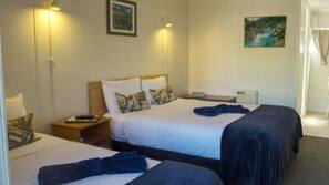 Blackout curtains, soundproofing, iron/ironing board, free WiFi
