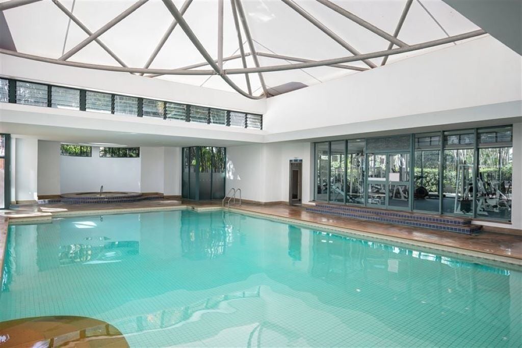 Luxury Modern Apartment, Surfers Paradise, Crown Mantra