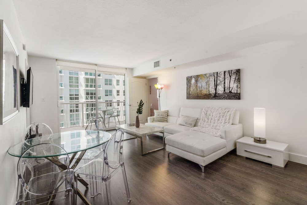 Luxury Fancy converted 4 Bedrooms Brickell Downtown Miami