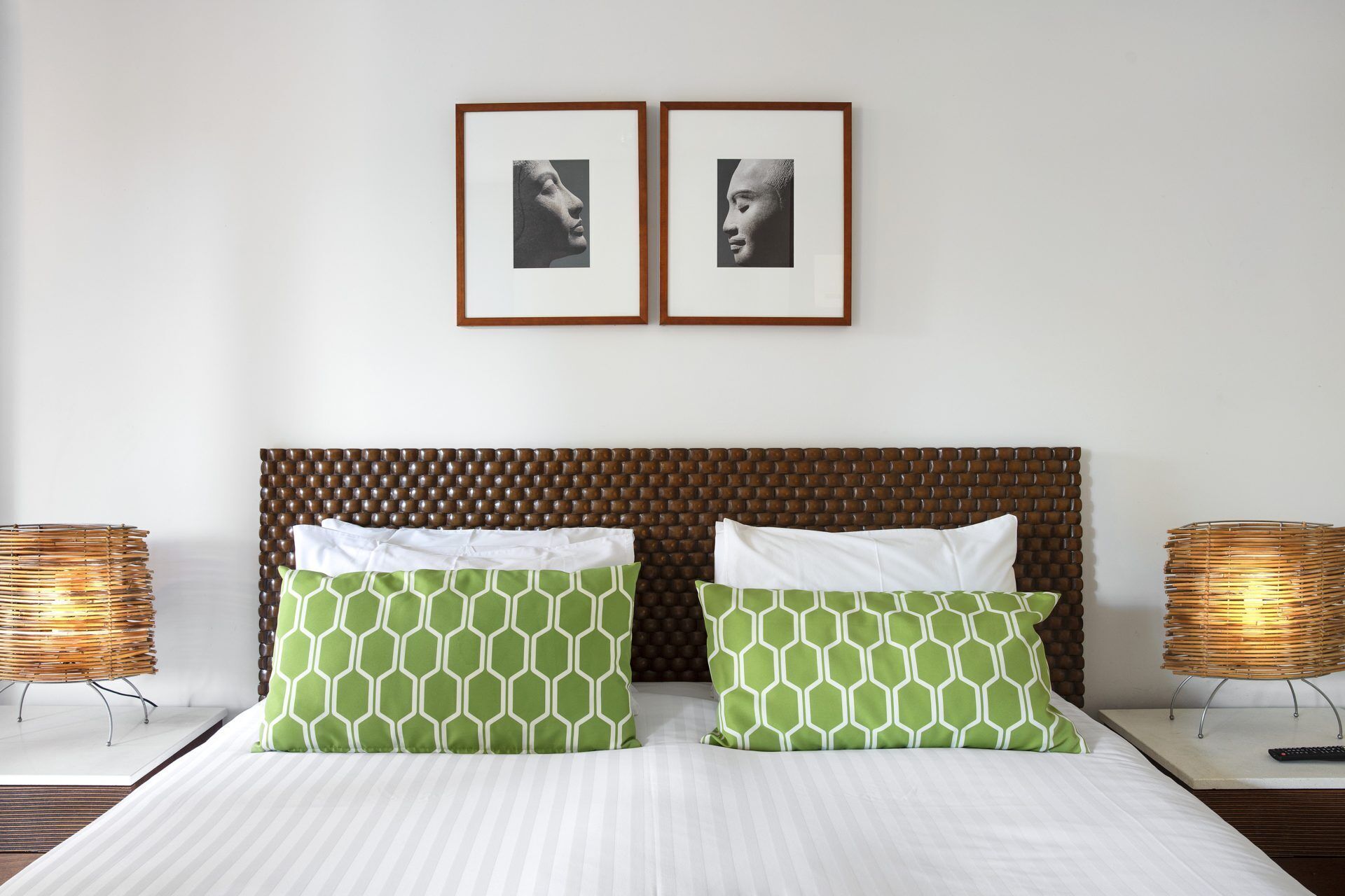 Temple 221 Spacious Modern 2 Bedroom Spa Apartment Beachfront Resort