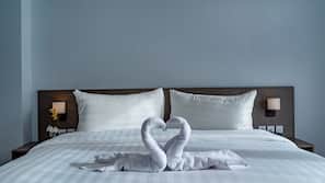 Desk, free WiFi, bed sheets