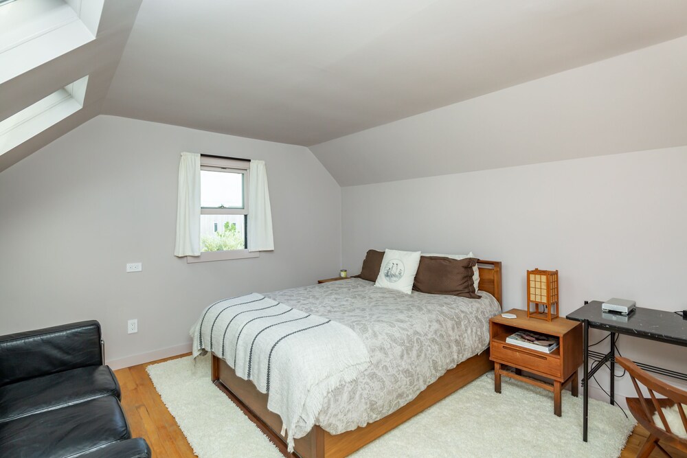 Walk to Amagansett Beach From this Bright Home Amagansett Vrbo