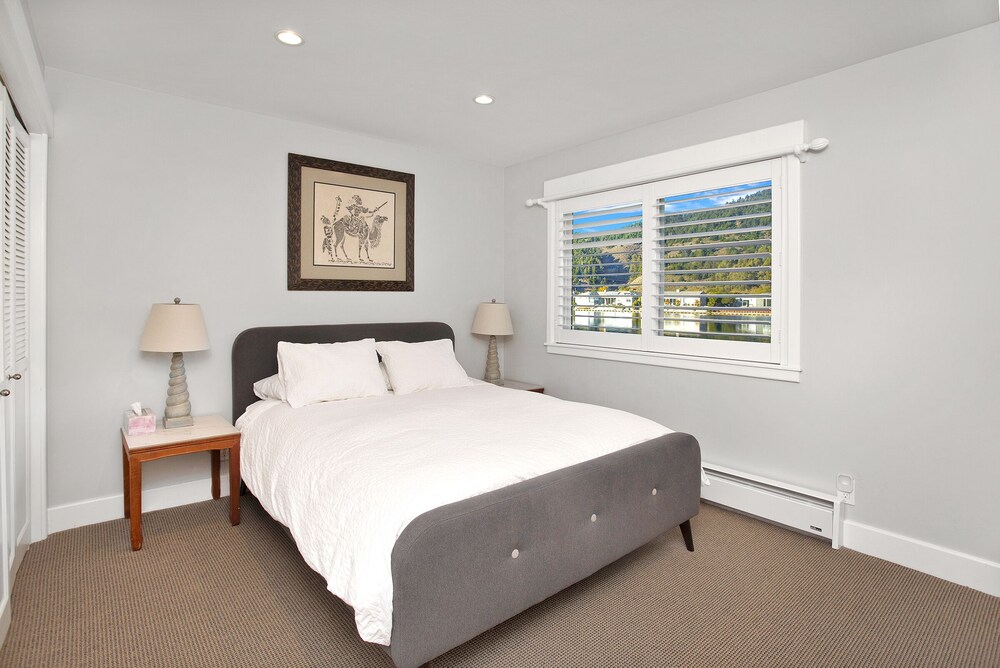 Fresh and Tranquil, Dog Friendly Lagoon Home Stinson Beach Vrbo