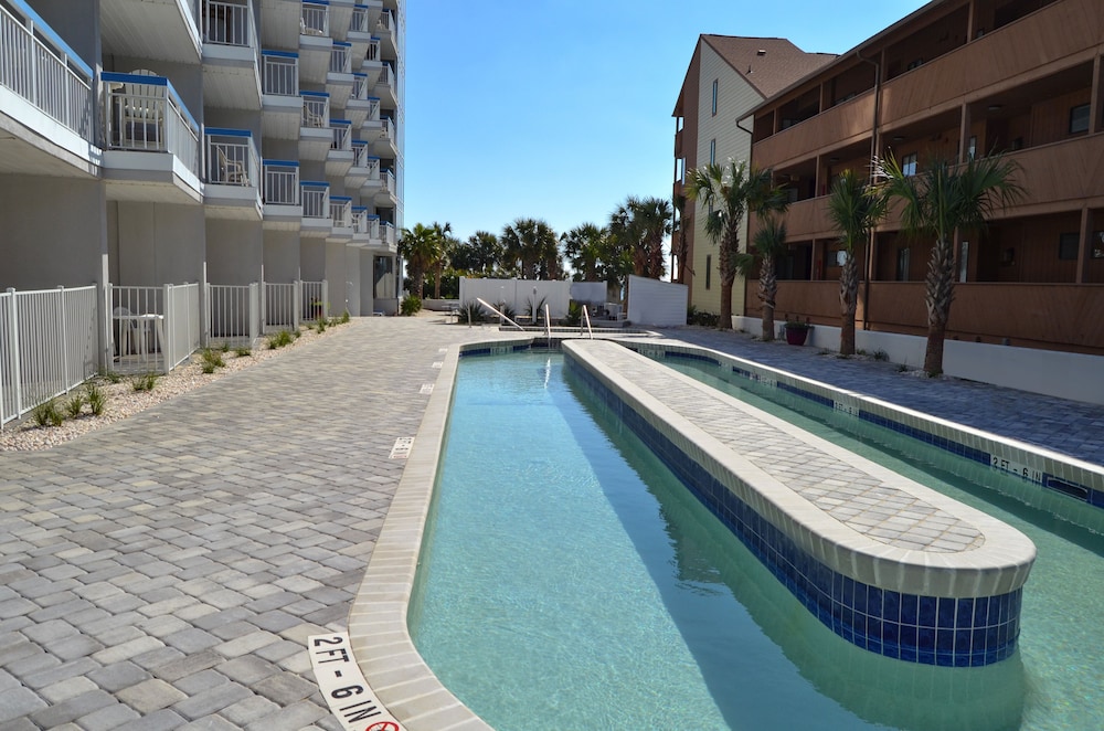 Gorgeous Ocean View Suite + Official On-Site Rental Privileges