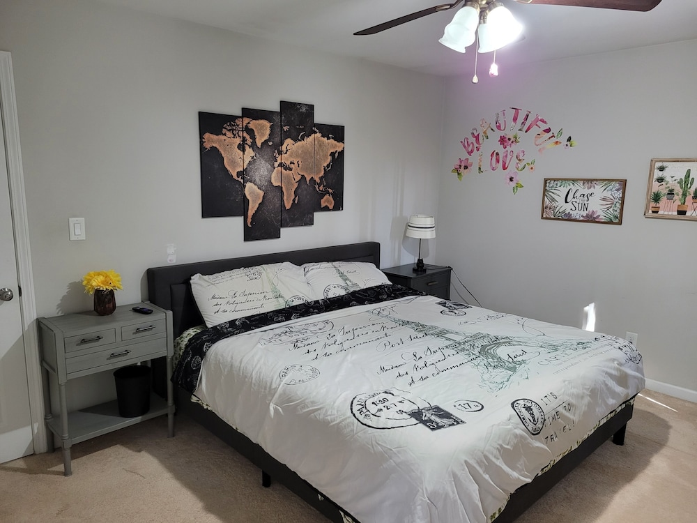 Pet friendly whole house in heart of cary Cary Vrbo