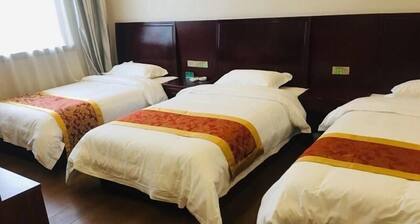 Greentree Alliance Tianshui Railway Station Hotel