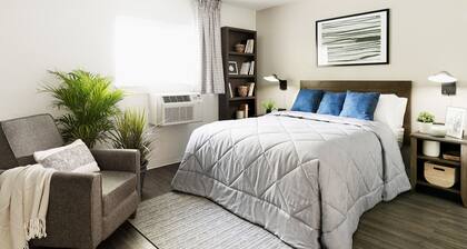 InTown Suites Extended Stay Columbia SC - Two Notch