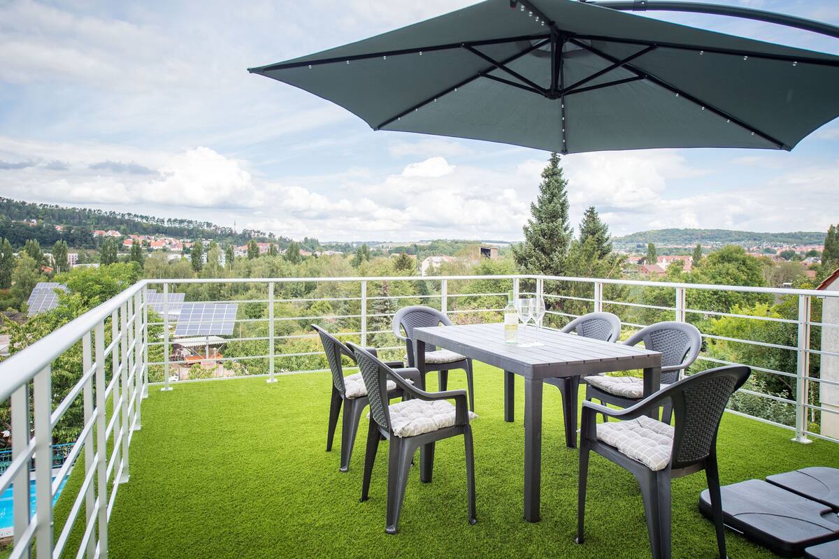 Ferienwohnung Weitblick In Eisenach Mit Traumhafter Terrasse 21 Room Prices Deals Reviews Expedia Com