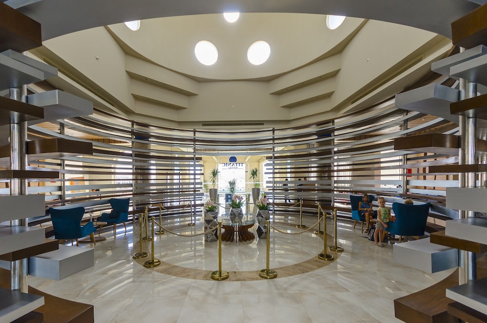 Foto - Titanic Royal-Families and Couples only