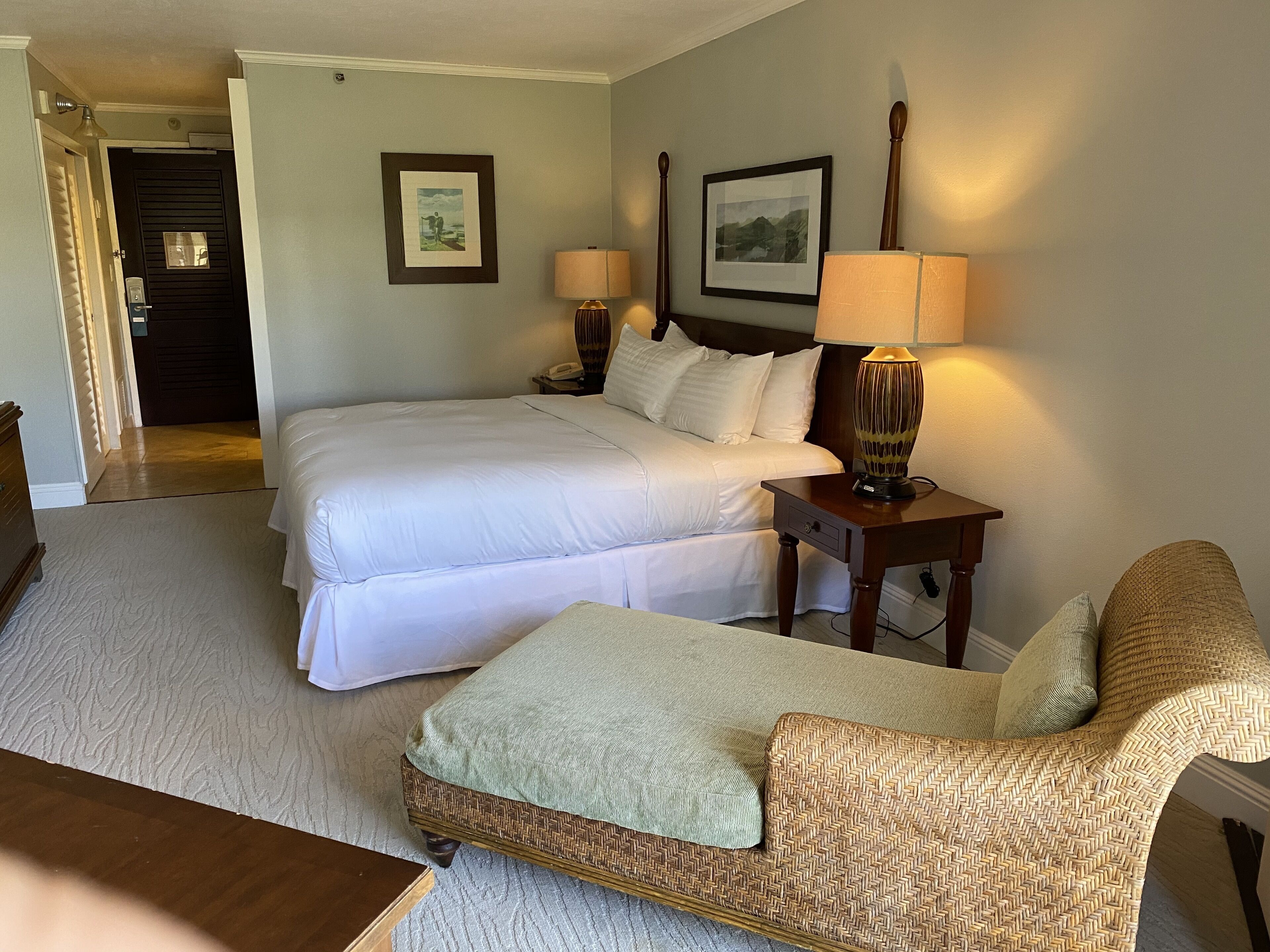 Kauai Beach Resort 1110 Ground Floor Suite and Lanai With a Pool View in Lihue, United States