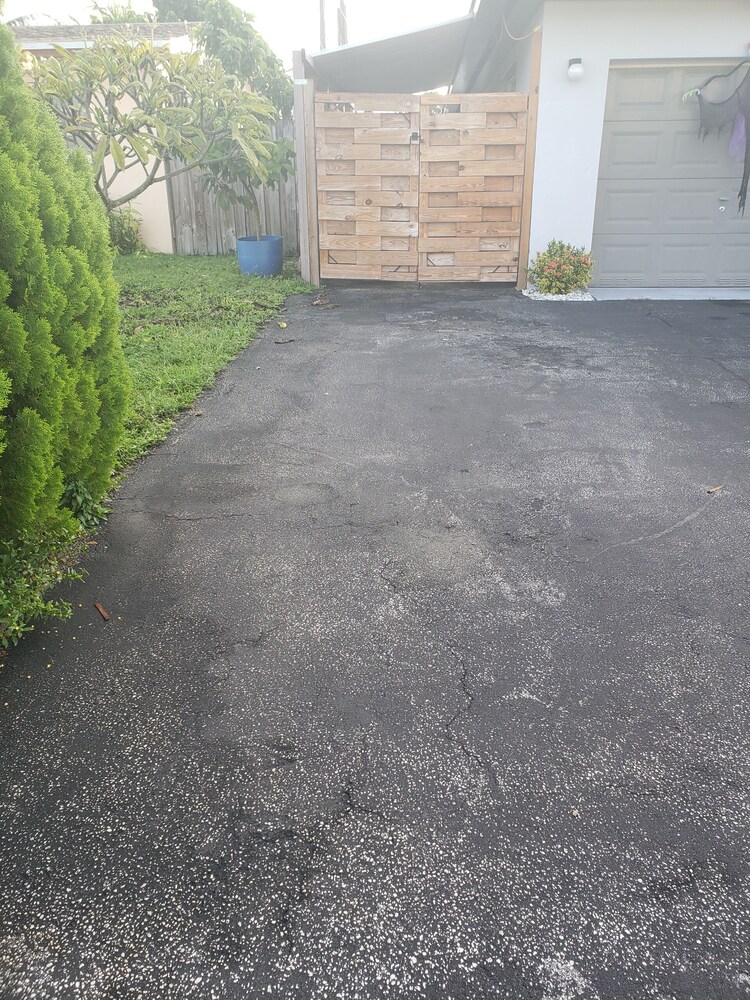 Beautiful studio. ...