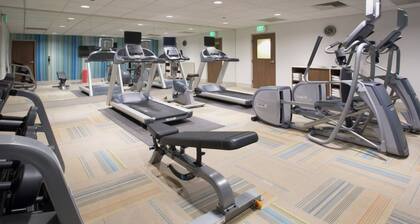 Holiday Inn Express & Suites Columbia Downtown - The Vista, an IHG Hotel
