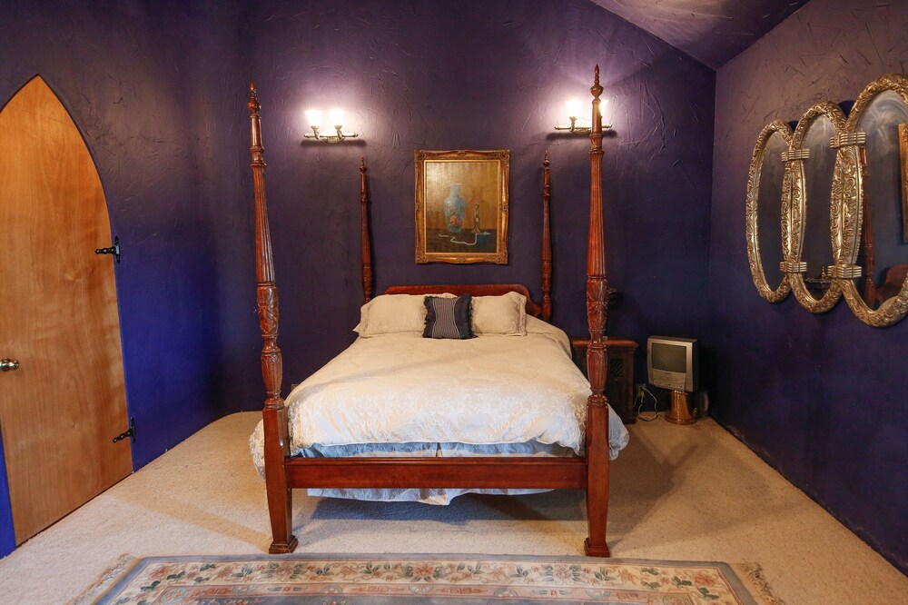 Have you ever wanted to stay in a Castle? County Vrbo