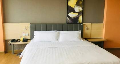 7 Days Inn